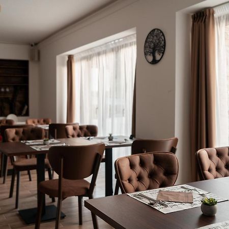 Rozsa Etterem & Panzio Bed and Breakfast Pécs Eksteriør billede
